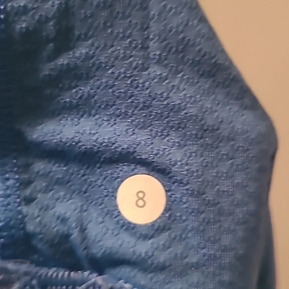 Lululemon Run Tame Me Porcelain Blue Women's 8 Tank Top Yoga Exercise Jogging - Picture 10 of 12